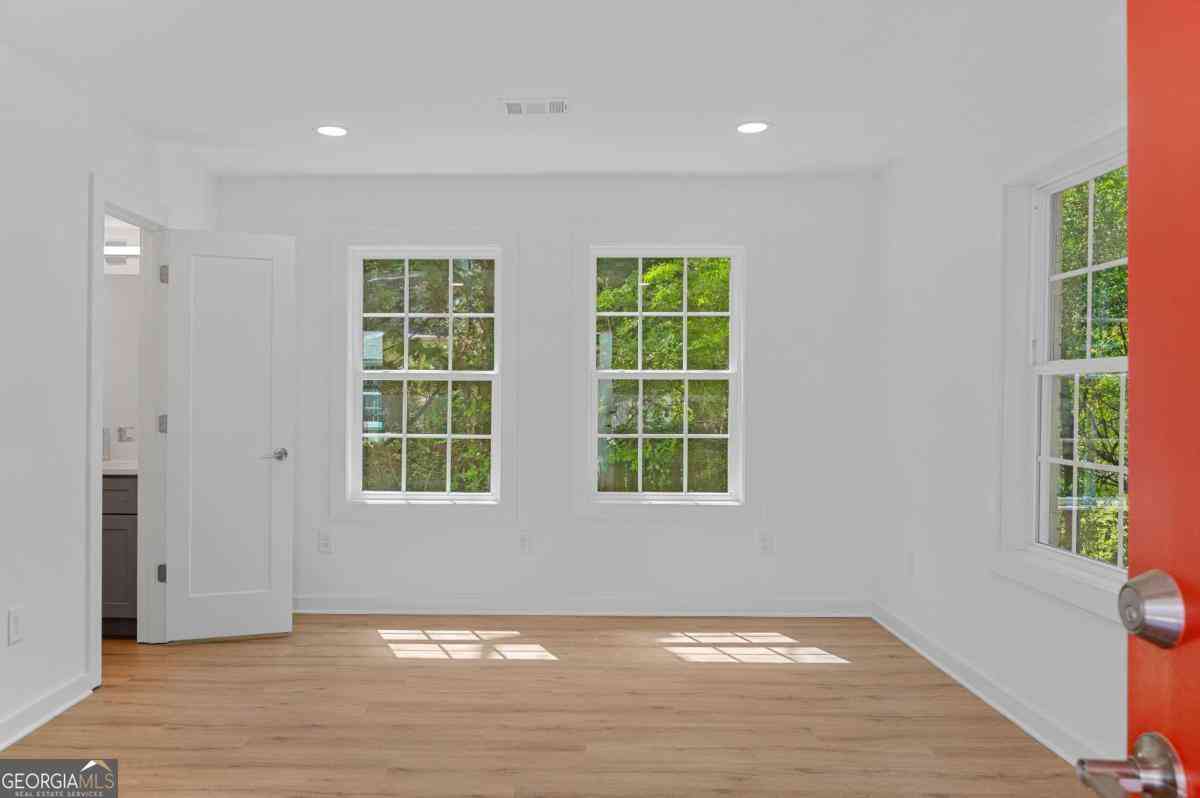 Apartment For Rent - 237 Howard Street NE #6<br/> Dekalb County, Atlanta, GA 30317
