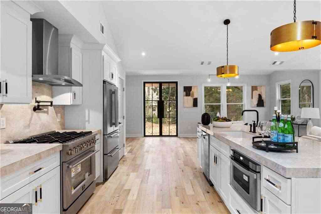 Homes For Rent - 1217 Fairfield Drive<br/> Marietta, GA 30068