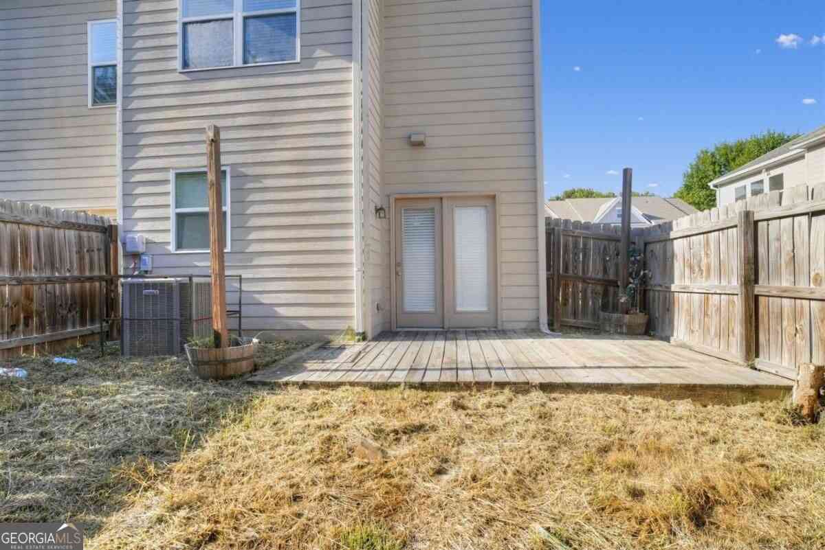 Townhouse For Rent - 4933 Longview Walk<br/> Dekalb County, Decatur, GA 30035