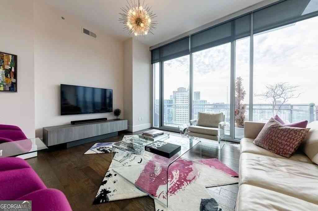 Condo For Rent - 1065 Peachtree Street NE #3103<br/> Atlanta, GA 30309