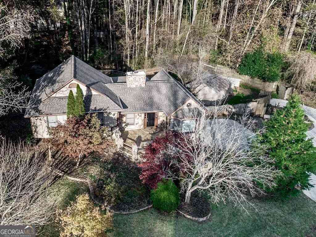 Homes For Rent - 2189 Chartwell Drive<br/> Marietta, GA 30066