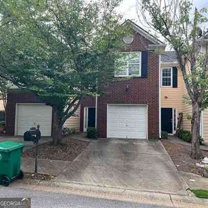 Townhouse For Rent - 7121 Biltmore Way<br/> Lithonia, GA 30058