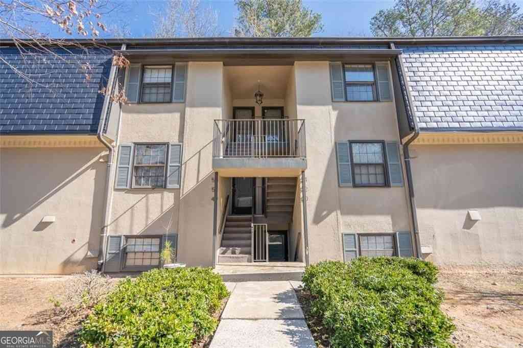 Condo For Rent - 54 Monet Court NW<br/> Atlanta, GA 30327