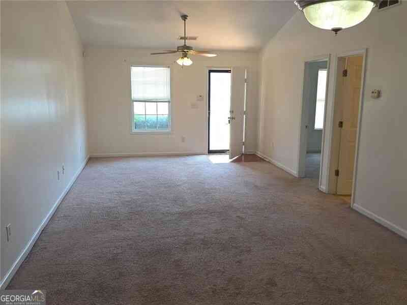 Townhouse For Rent - 163 Harvest Court #163<br/> Baldwin County, Milledgeville, GA 31061