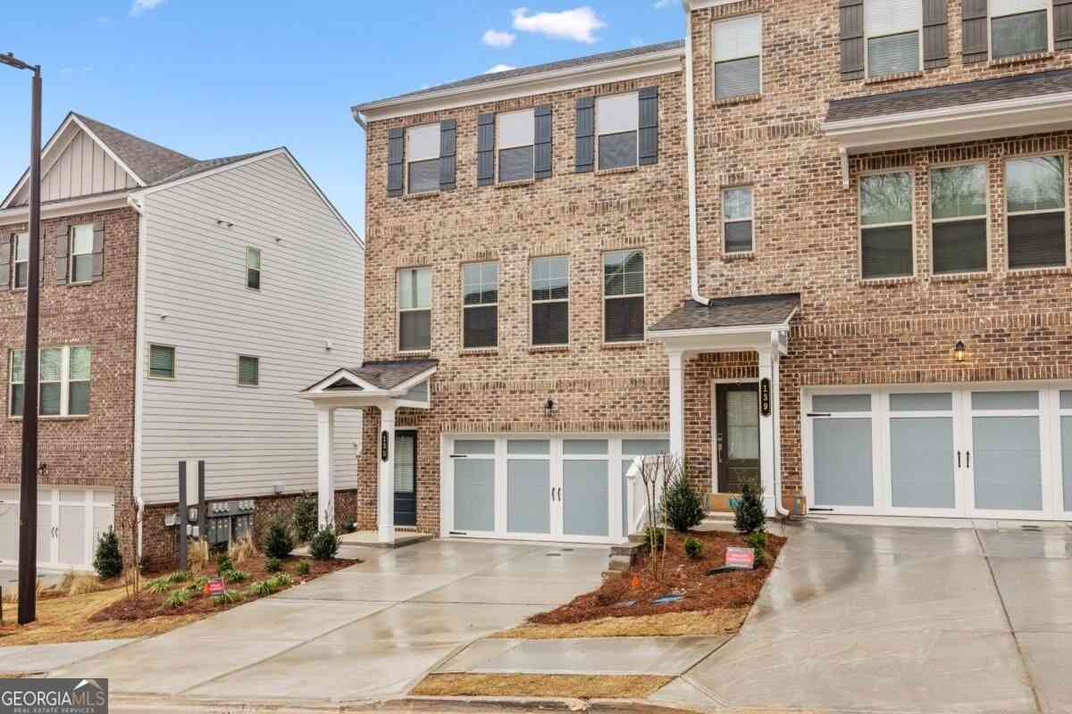 Townhouse For Rent - 135 Matson Run SW<br/> Mableton, GA 30126