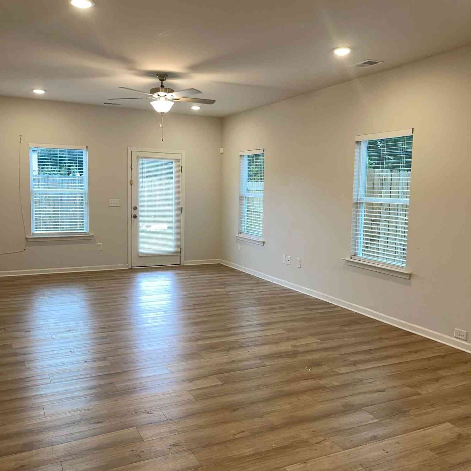 Homes For Rent - 1492 Trellis Court<br/> Hampton, GA 30228