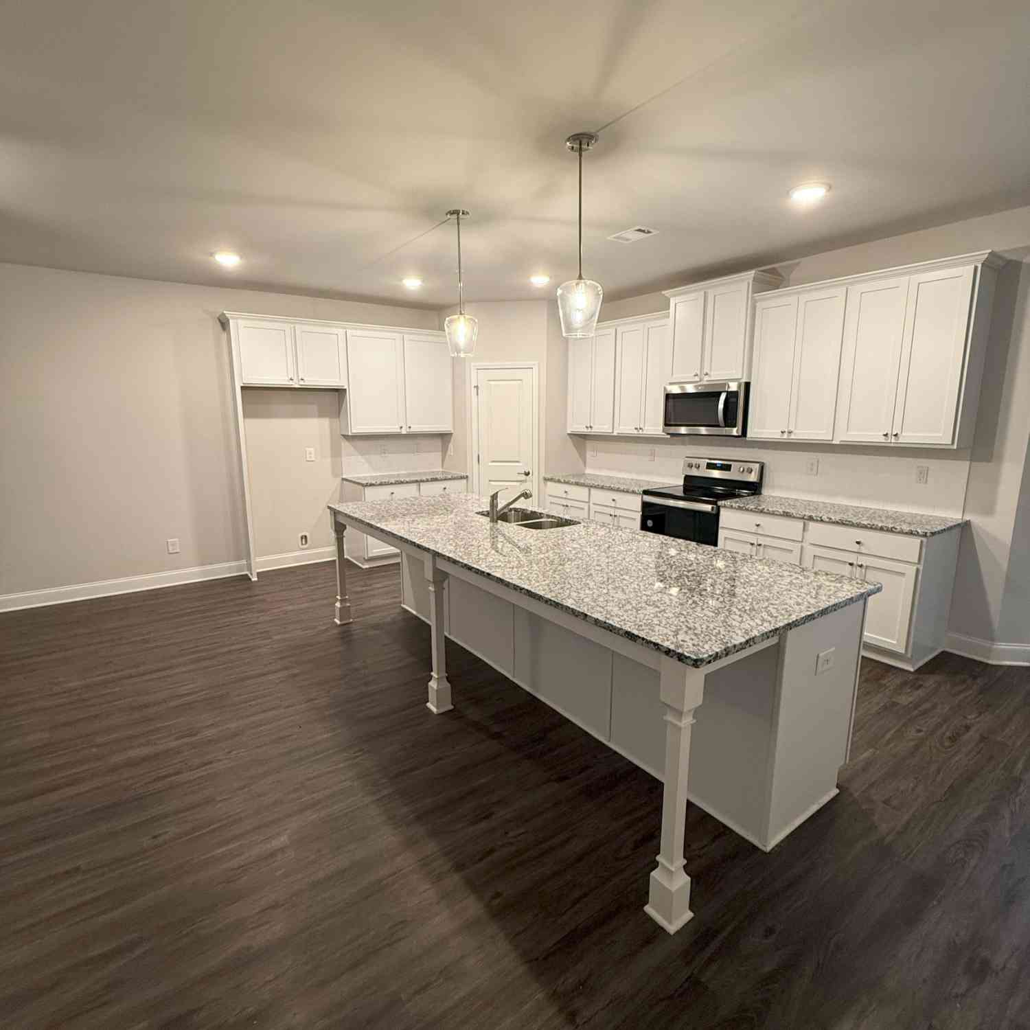 Townhouse For Rent - 2576 Mills Commons Drive<br/> Decatur, GA 30034
