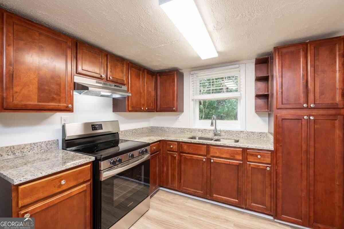 Multifamily For Rent - 3454 Rockbridge Road #C<br/> Dekalb County, Avondale Estates, GA 30002