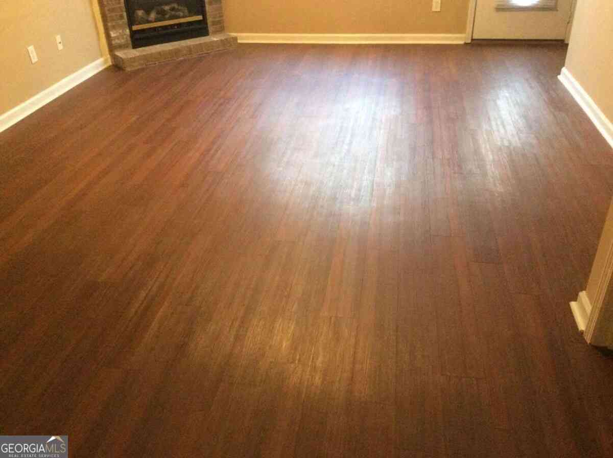 Townhouse For Rent - 890 S Highway 42 #A2<br/> Jackson, GA 30233