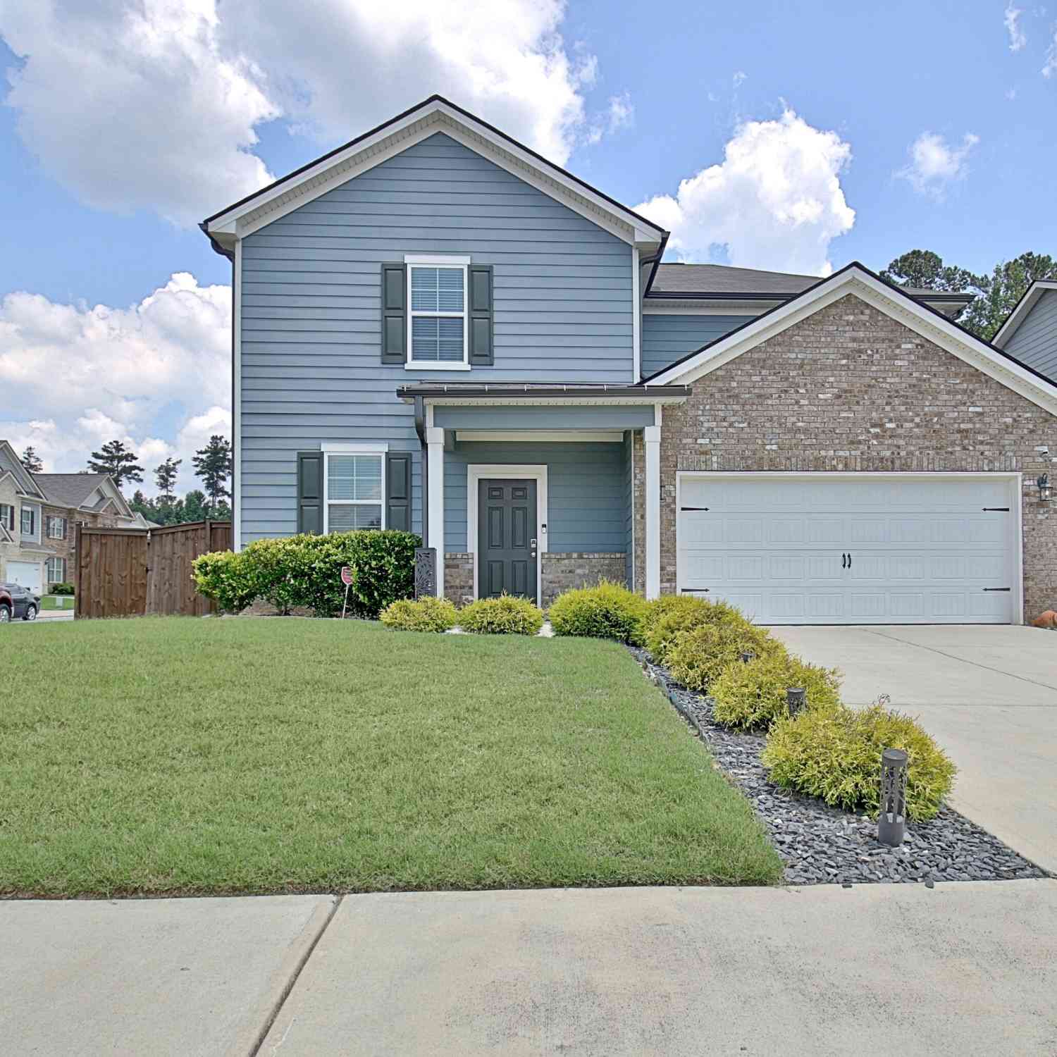 Homes For Rent - 8077 Rudder Circle<br/> Fairburn, GA 30213