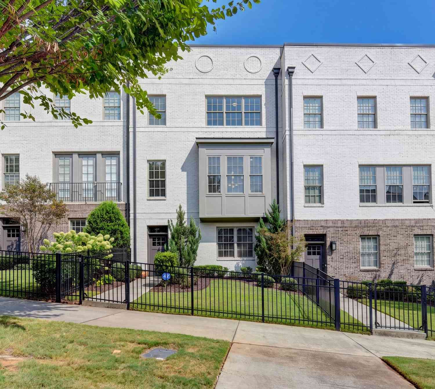 Townhouse For Rent - 6097 Boylston Drive<br/> Sandy Springs, GA 30328