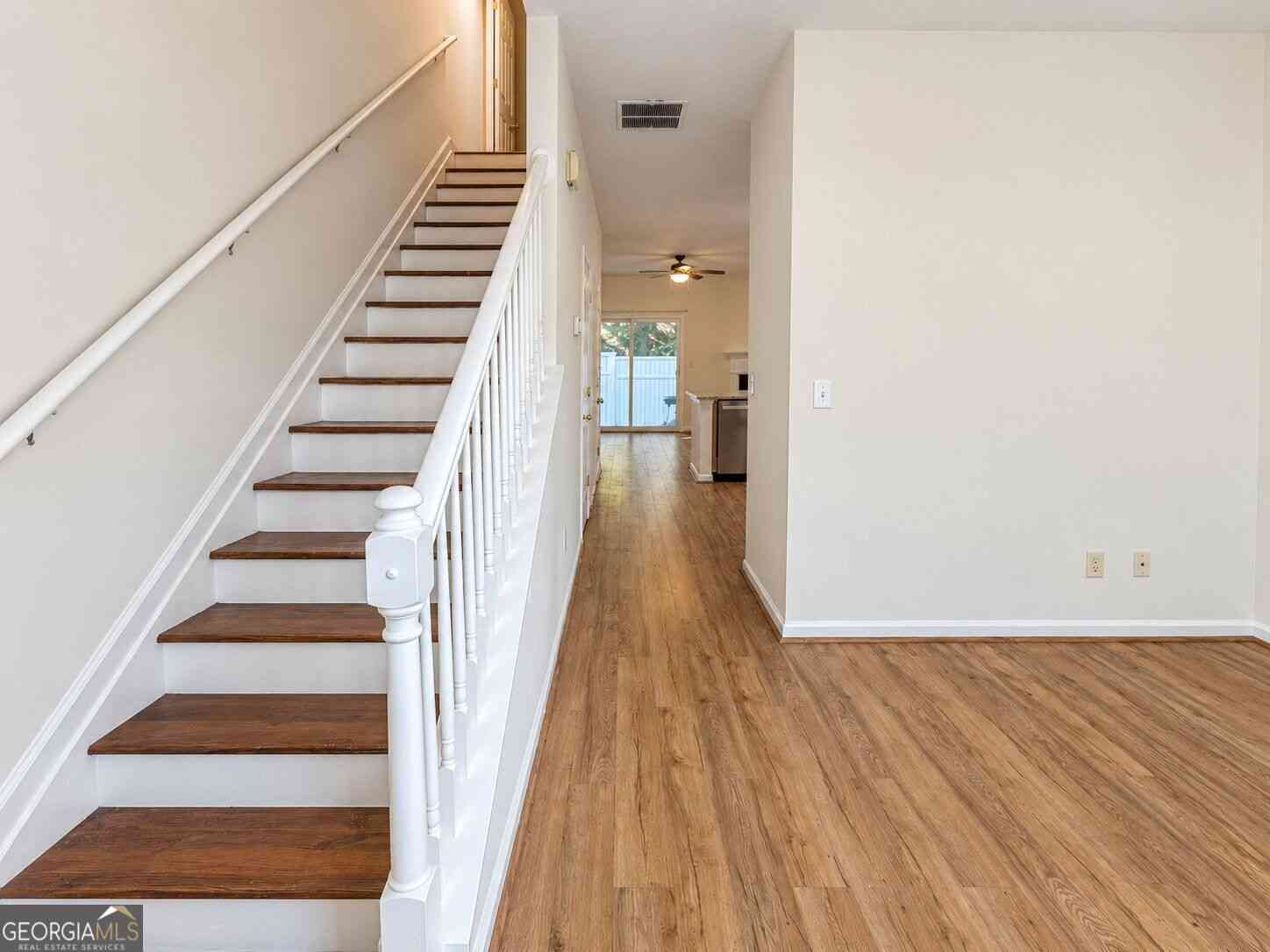 Townhouse For Rent - 1503 Cove Creek Circle<br/> Norcross, GA 30093