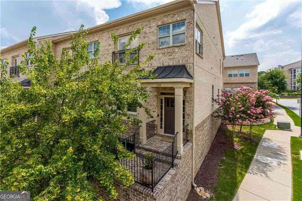 Townhouse For Rent - 745 Fountainhead Ln #24<br/> Fulton County, Atlanta, GA 30324