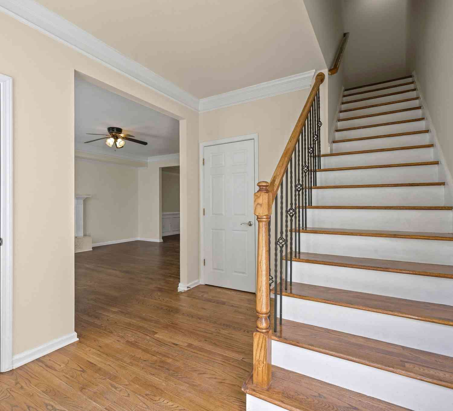 Townhouse For Rent - 8949 Carroll Manor Drive<br/> Atlanta, GA 30350