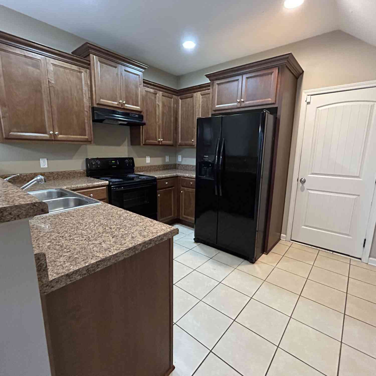 Homes For Rent - 607 Summit Point<br/> Canton, GA 30114