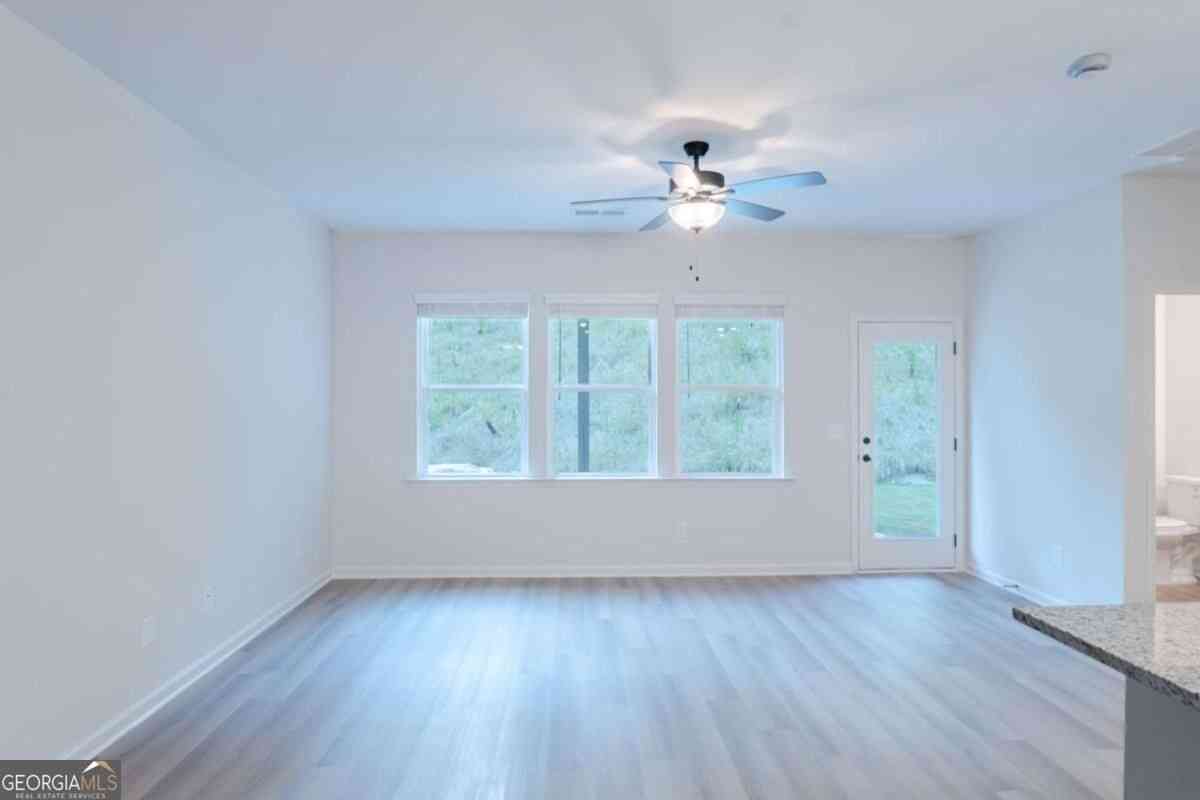 Townhouse For Rent - 411 Summit View Lane #5<br/> Jasper, GA 30143