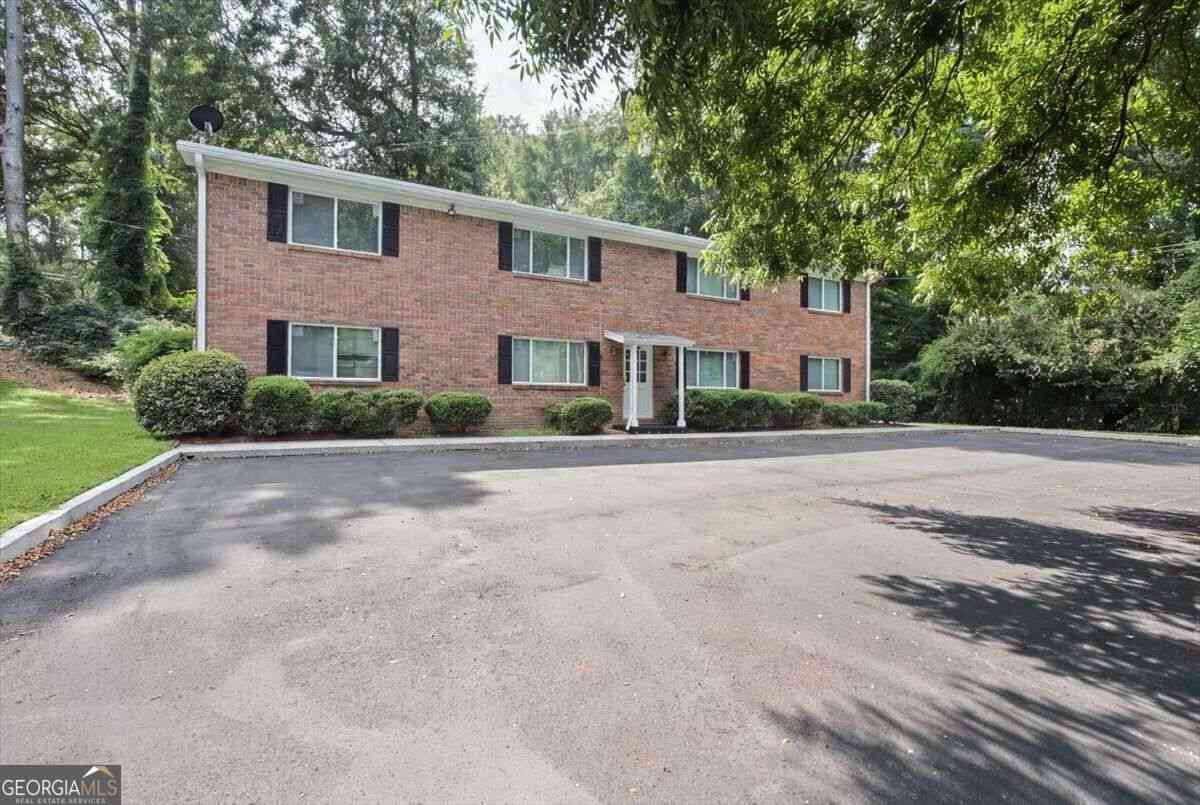 Apartment For Rent - 2430 Coosawattee Drive NE #C<br/> Dekalb County, Atlanta, GA 30319