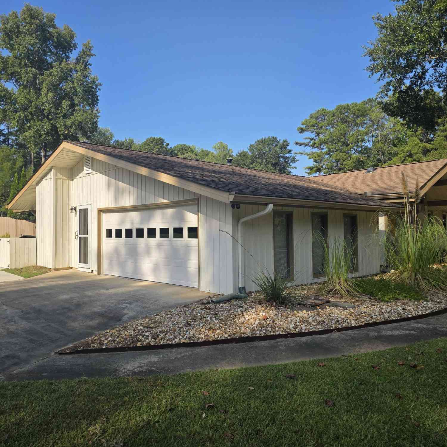 Homes For Rent - 100 Palomino Path<br/> Peachtree City, GA 30269