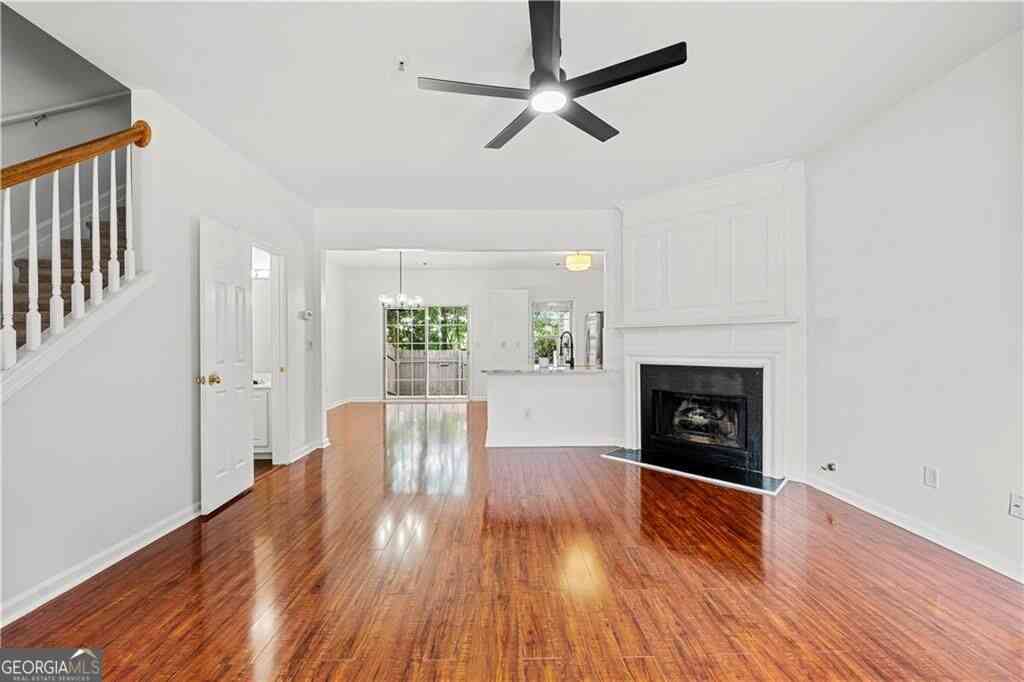 Townhouse For Rent - 1135 Kilmington Court<br/> Alpharetta, GA 30009
