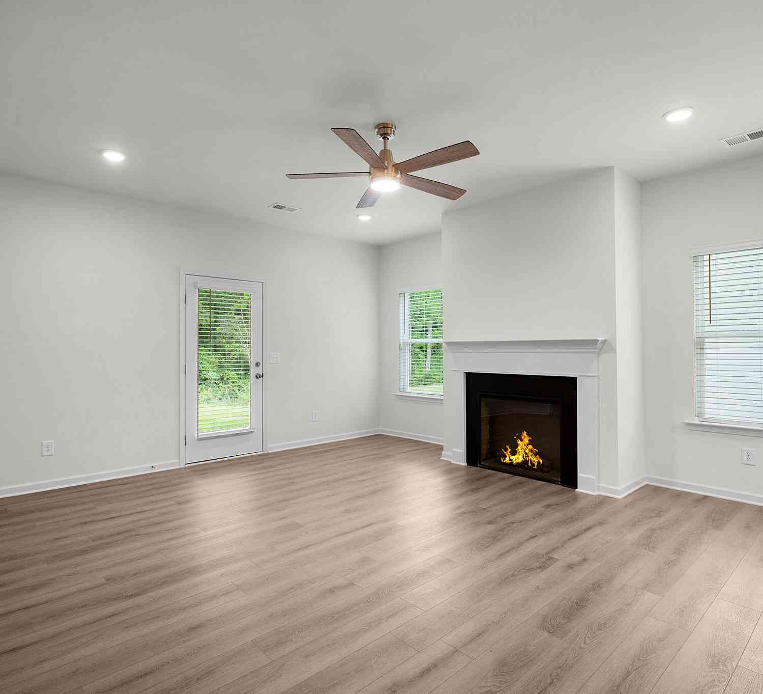 Homes For Rent - 145 Sycamore Lane<br/> Calhoun, GA 30701