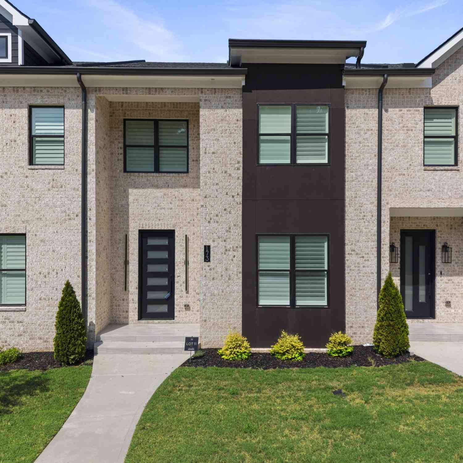 Townhouse For Rent - 173 Brush Creek Court<br/> Stockbridge, GA 30281