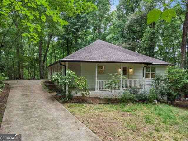 Homes For Rent - 265 Timberidge Drive<br/> Newnan, GA 30263