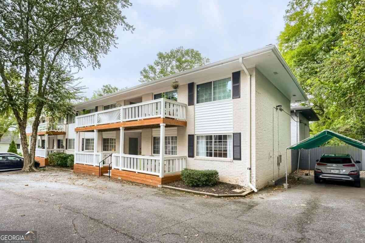 Condo For Rent - 1988 Wellbourne Drive NE #6<br/> Fulton County, Atlanta, GA 30324