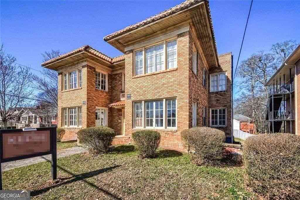 Multifamily For Rent - 1445 Lucile Avenue SW #UNIT 2<br/> Atlanta, GA 30310