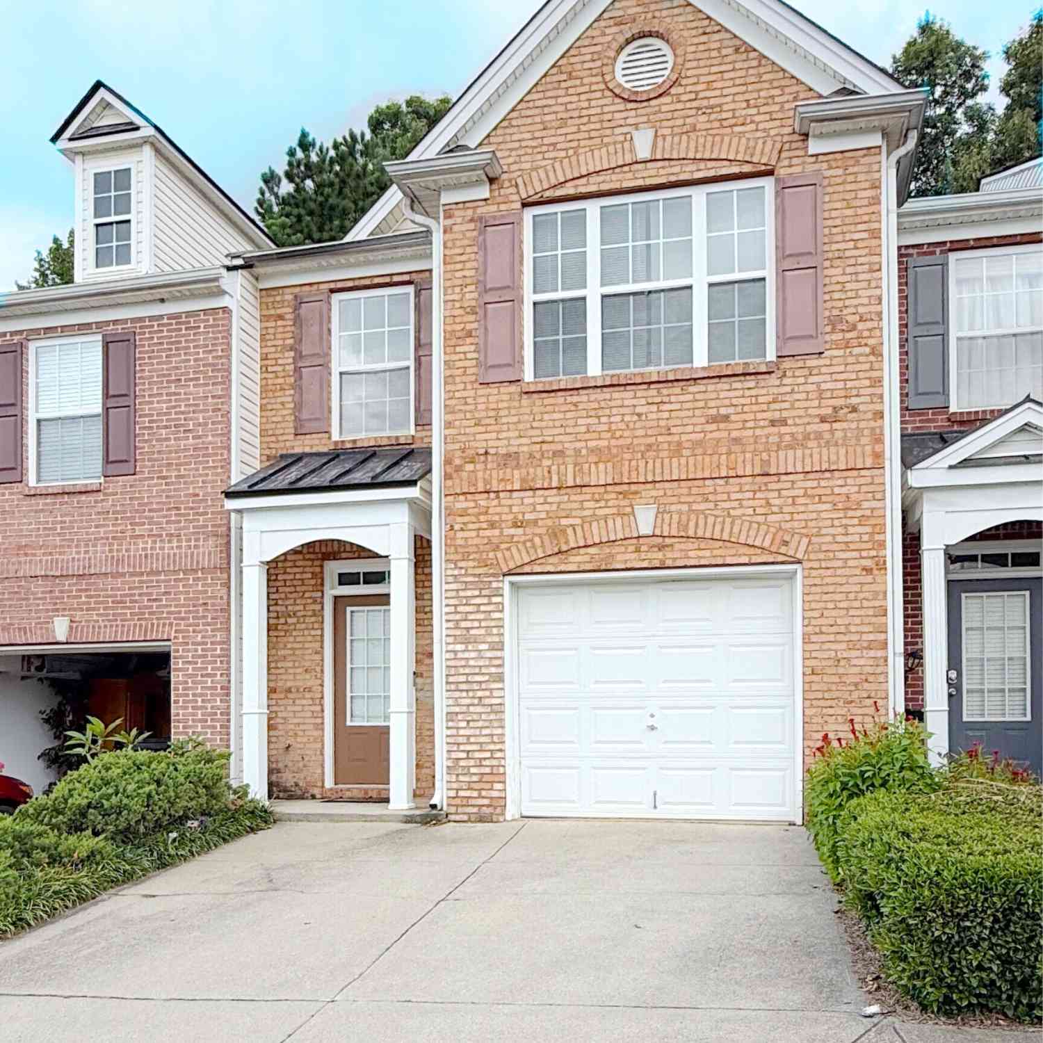 Townhouse For Rent - 3845 Grovemont Place<br/> Duluth, GA 30096