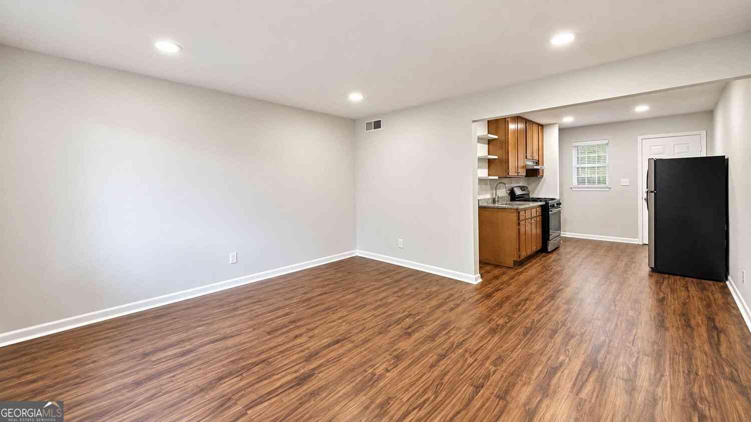 Apartment For Rent - 3203 E Point Street #5<br/> Atlanta, GA 30344