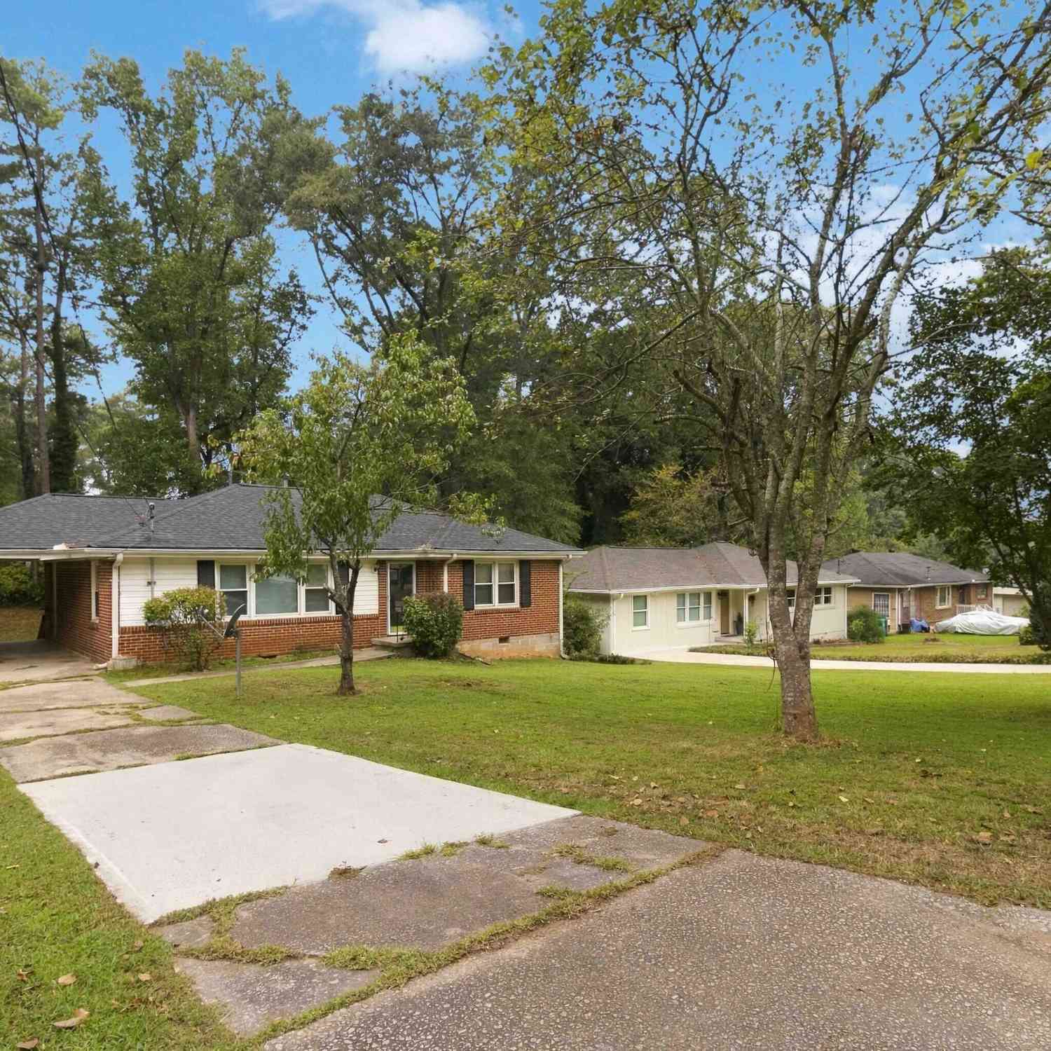 Homes For Rent - 1089 Longshore Drive<br/> Decatur, GA 30032