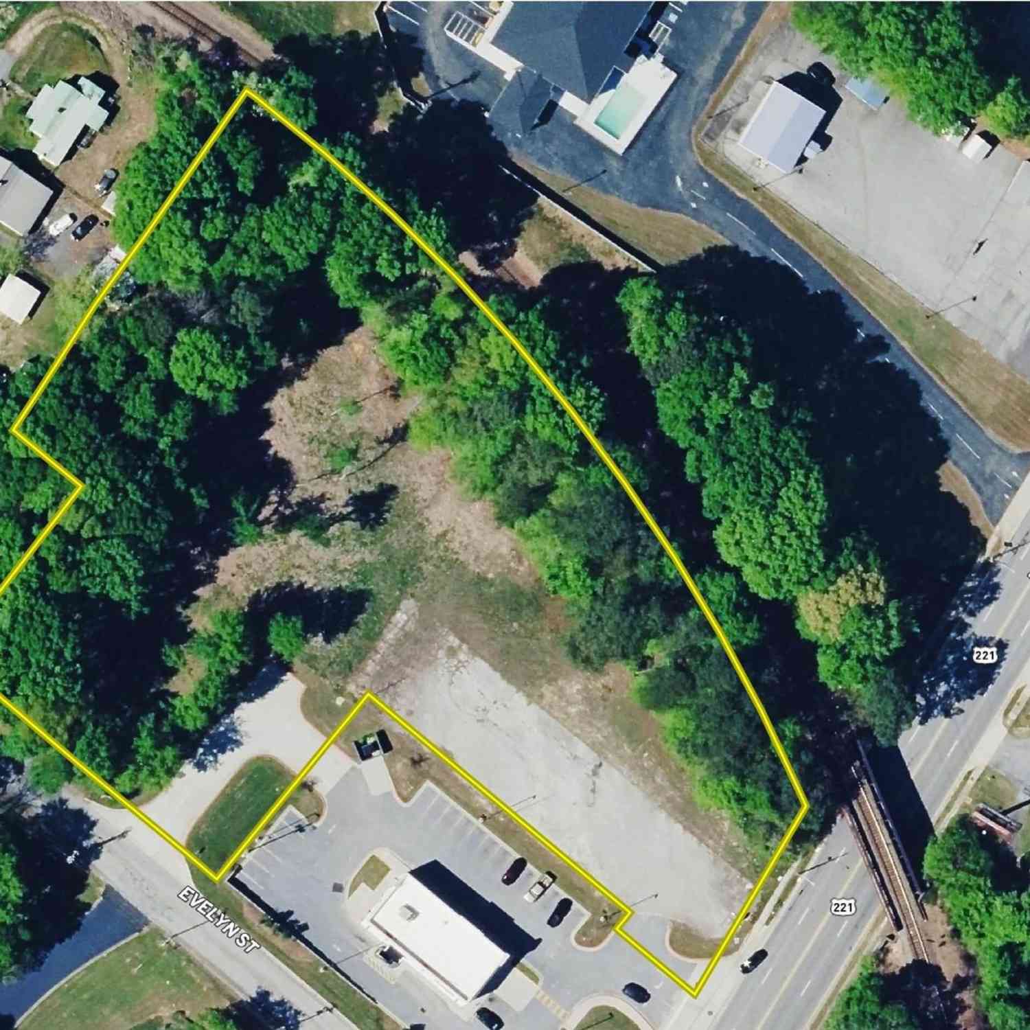 Vacant Land For Sale - 571 Highway 221<br/> Laurens, SC 29360