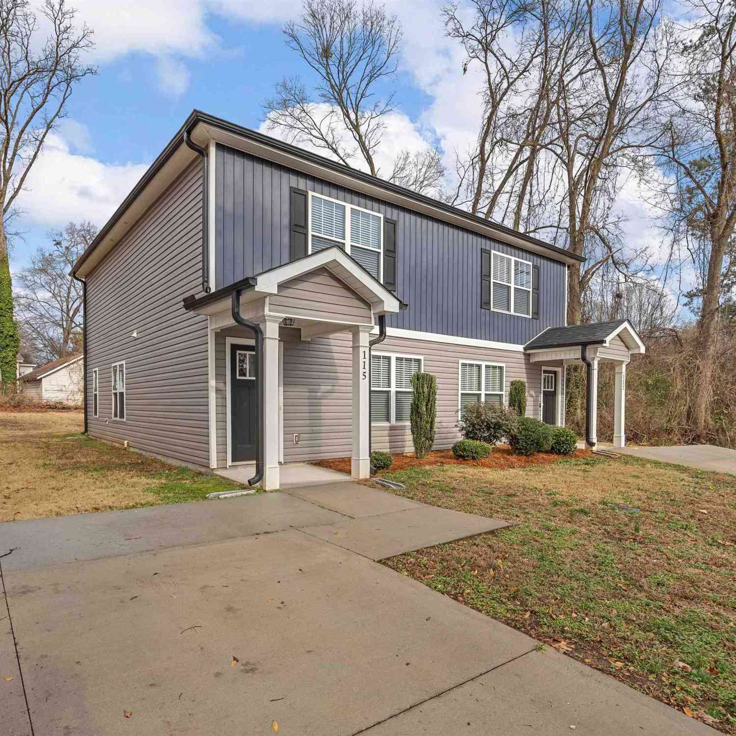 Multifamily For Sale - 115/117 Oak<br/> Greer, SC 29651