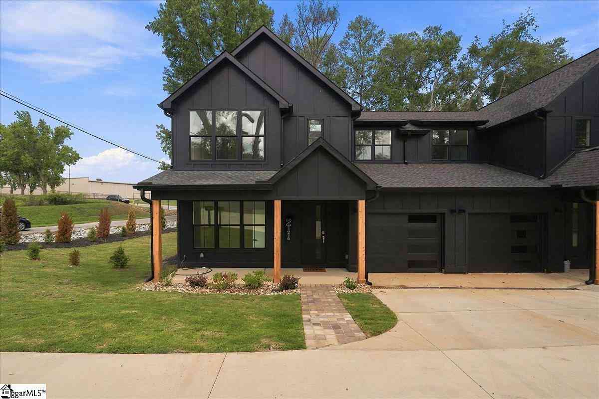 Multifamily For Sale - 211 Whatley<br/> Mauldin, SC 29662