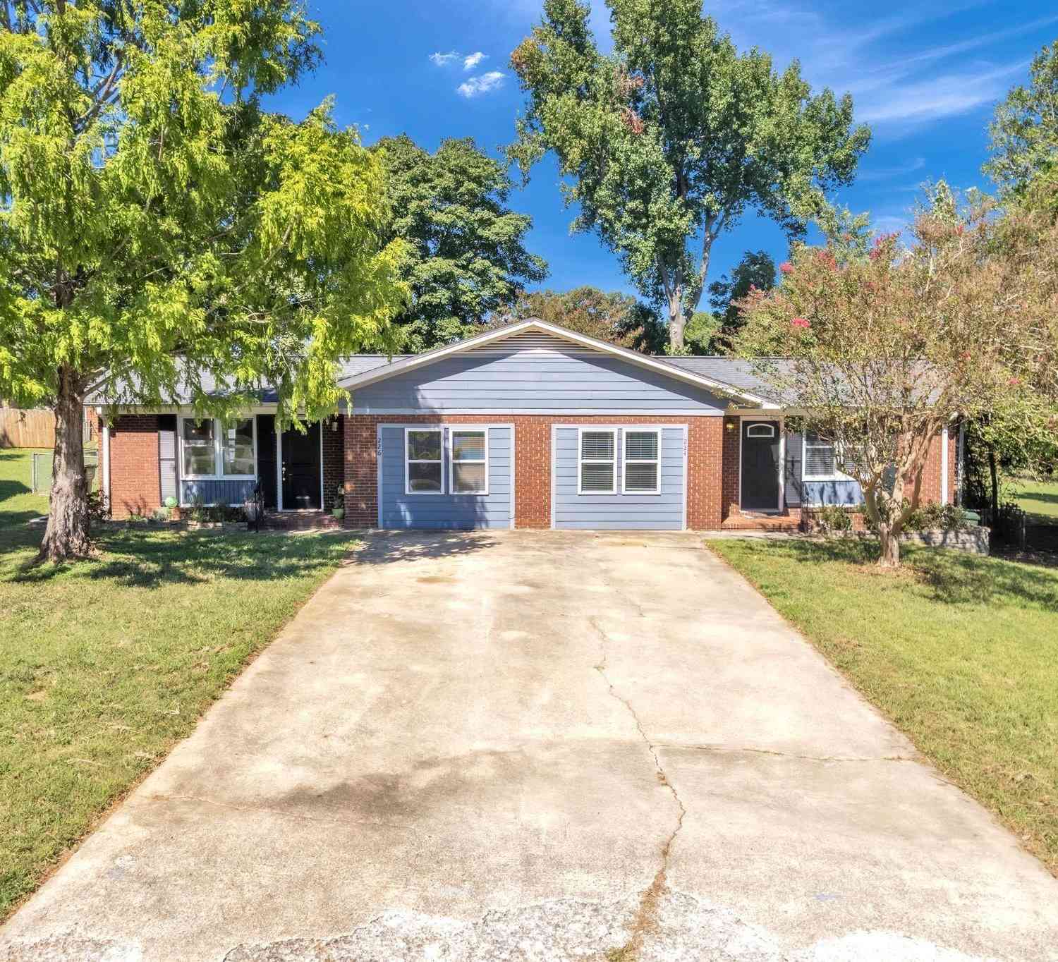 Multifamily For Sale - 224/226 Devonwood<br/> Greenville County, Taylors, SC 29687
