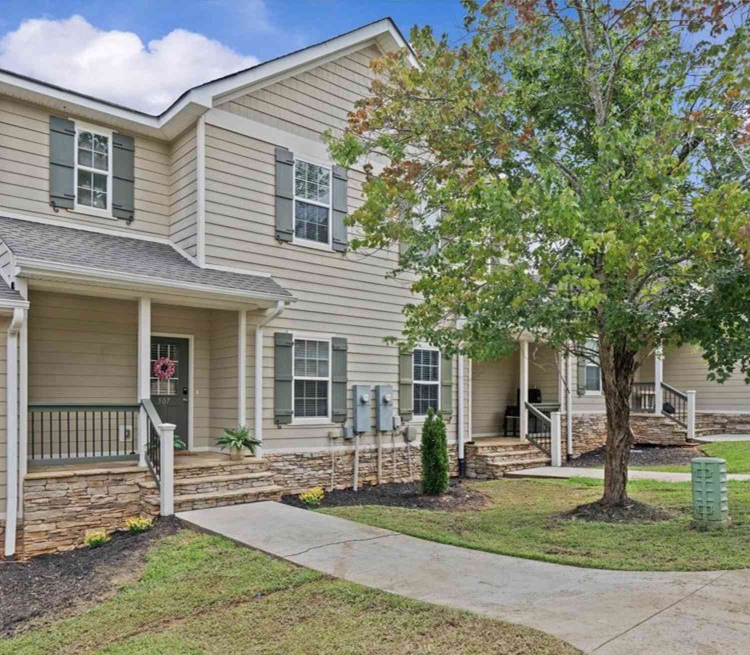 Townhouse For Sale - 507 E Perkins Creek<br/> Seneca, SC 29678