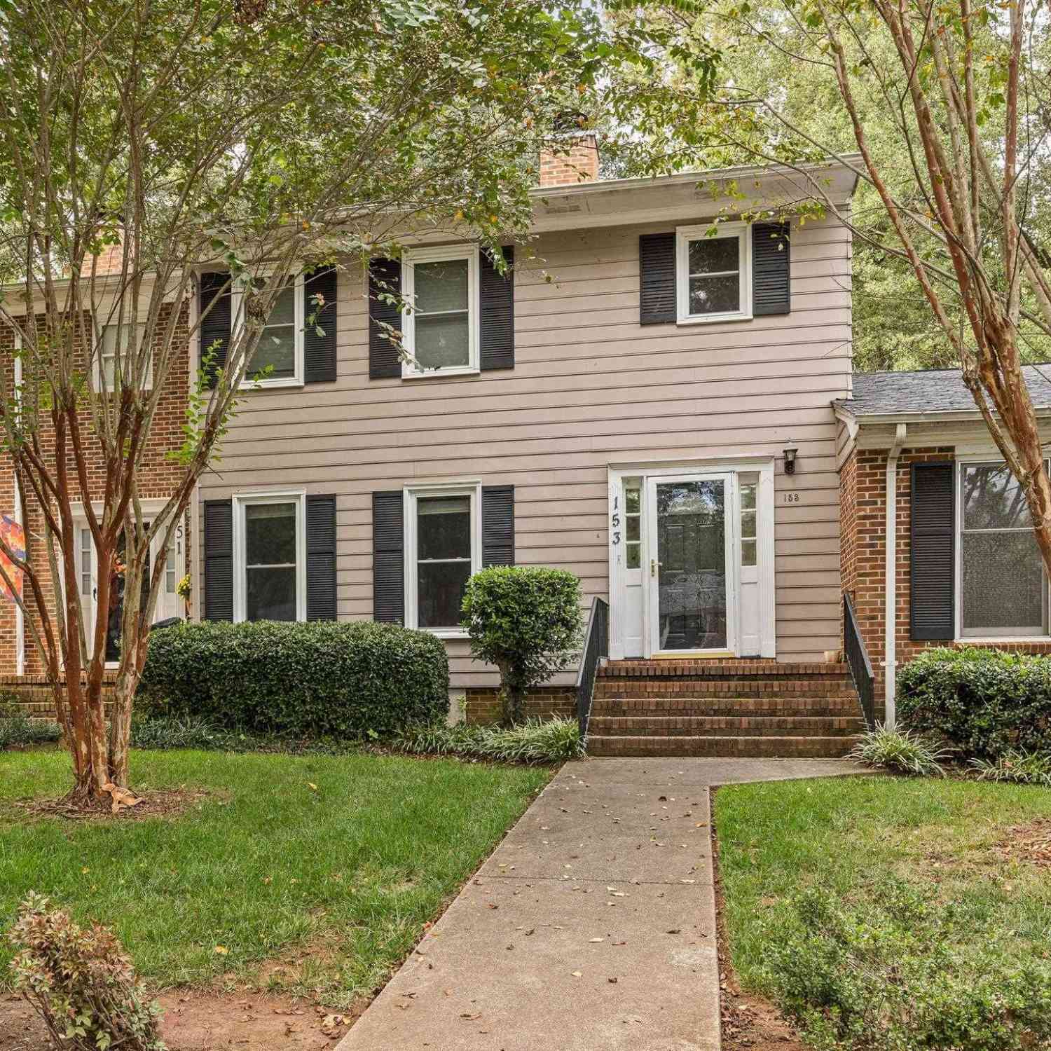 Townhouse For Sale - 153 Highridge<br/> Spartanburg, SC 29307