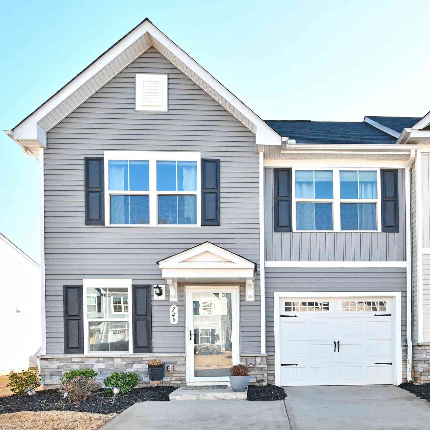 Townhouse For Sale - 345 Kensley<br/> Greenville, SC 29617
