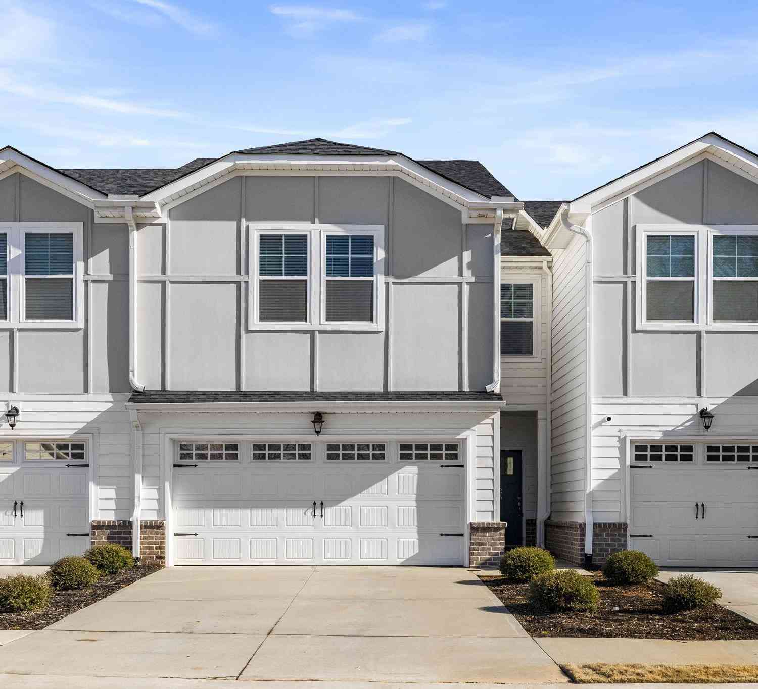 Townhouse For Sale - 24 Bromes<br/> Greenville, SC 29607