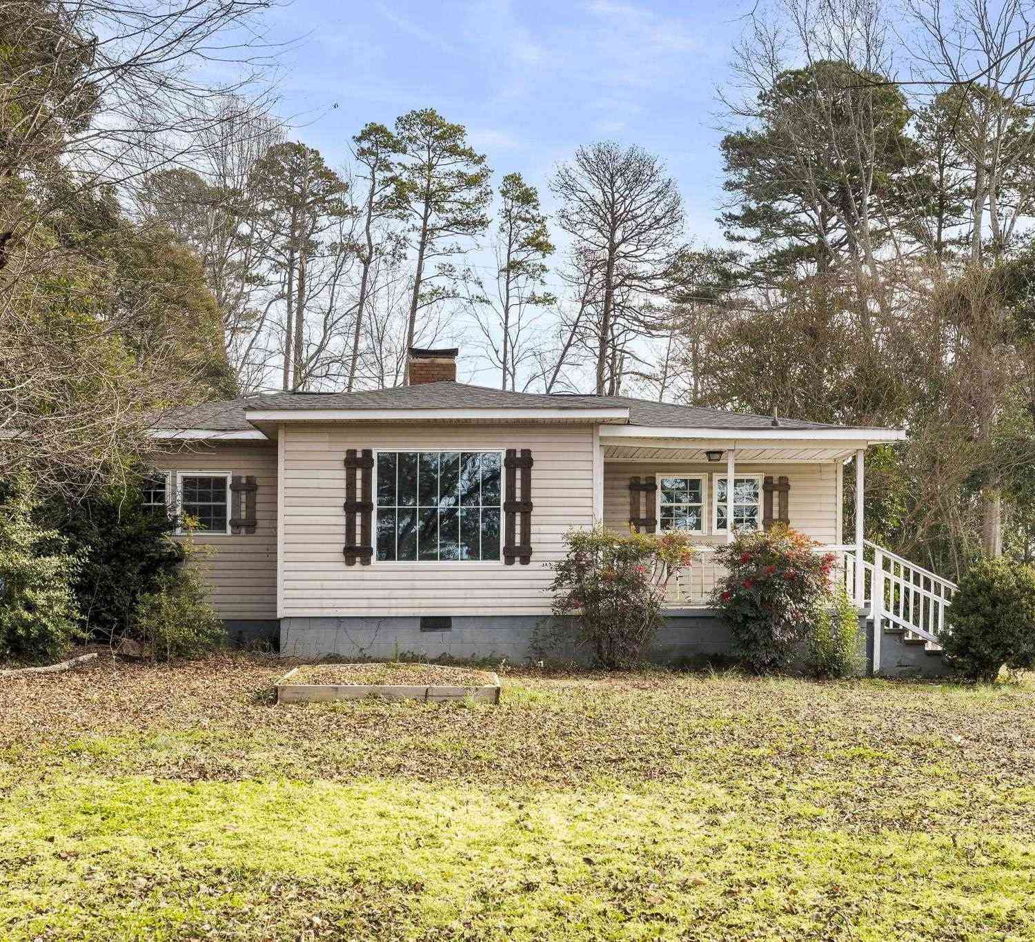 Homes For Sale - 11601 Us 221<br/> Woodruff, SC 29388
