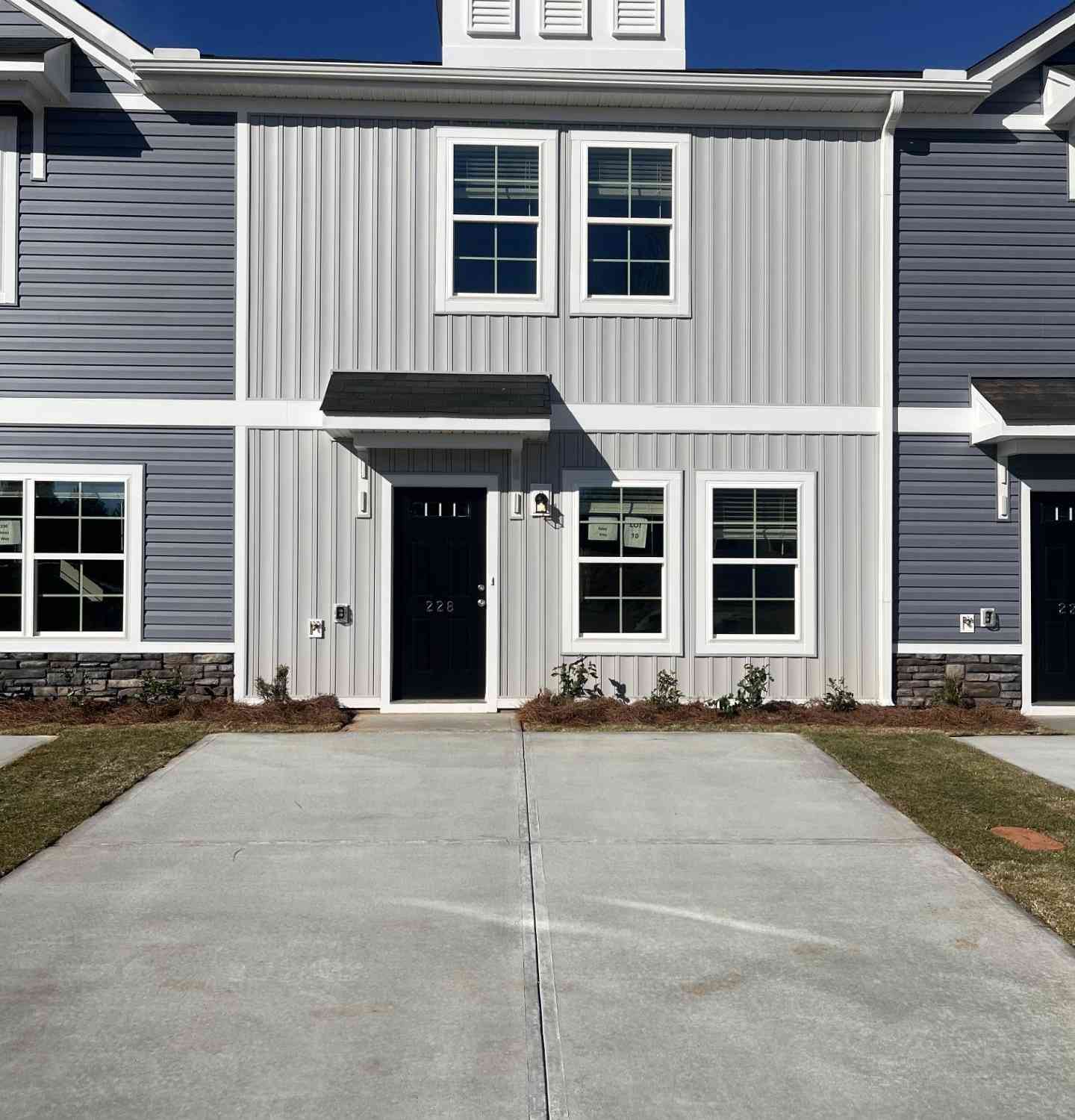 Townhouse For Sale - 408 Speyside<br/> Anderson, SC 29621