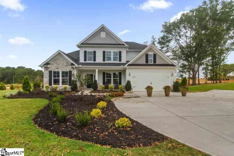 Homes For Sale - 19 Bramall<br/> Greer, SC 29651