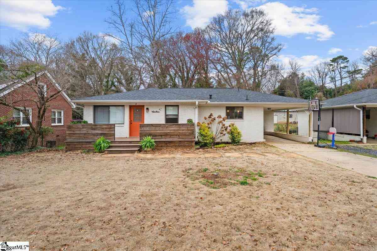 Homes For Sale - 19 Berkley<br/> Greenville, SC 29606