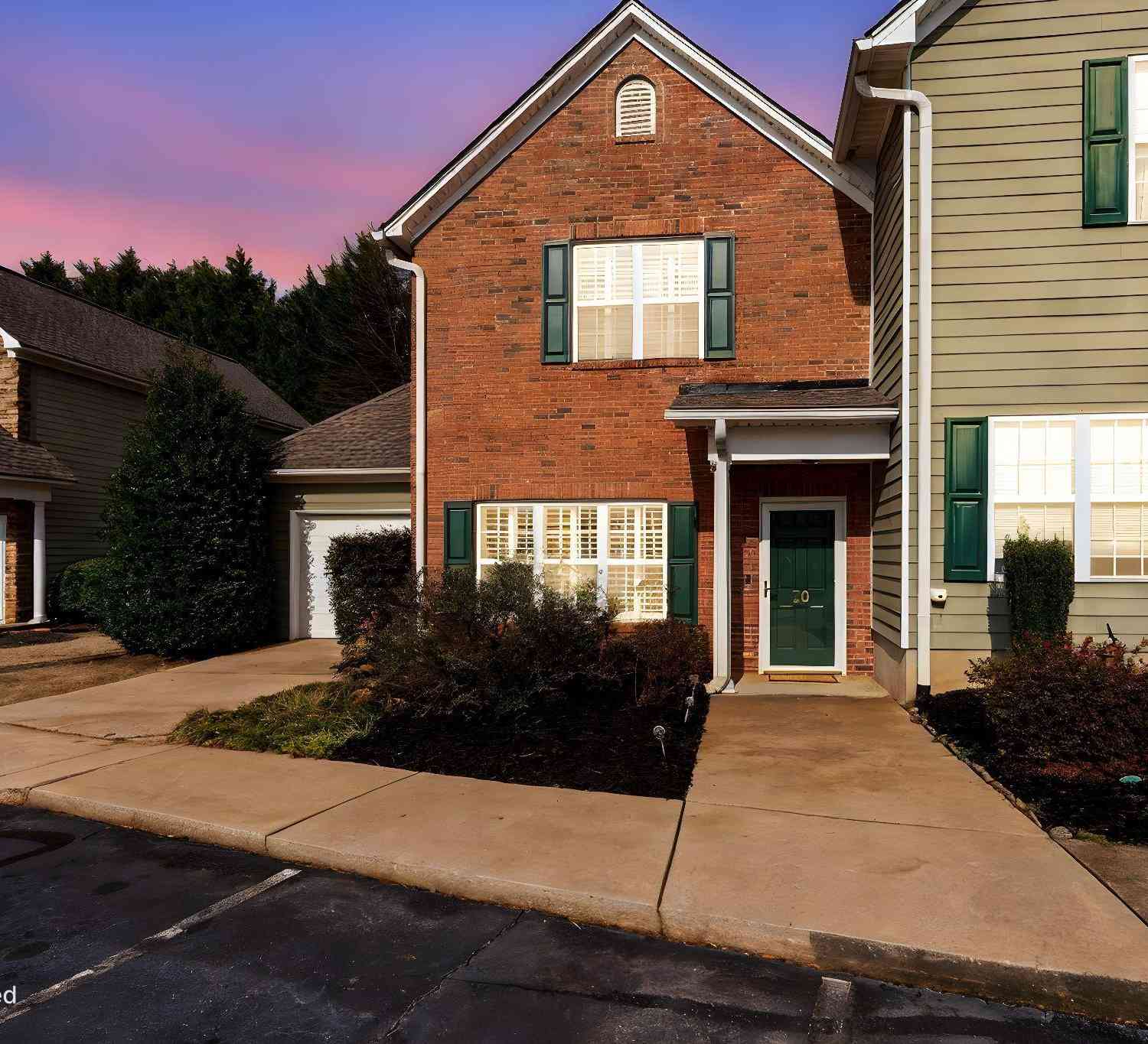 Townhouse For Sale - 20 Rock Garden<br/> Greenville, SC 29609