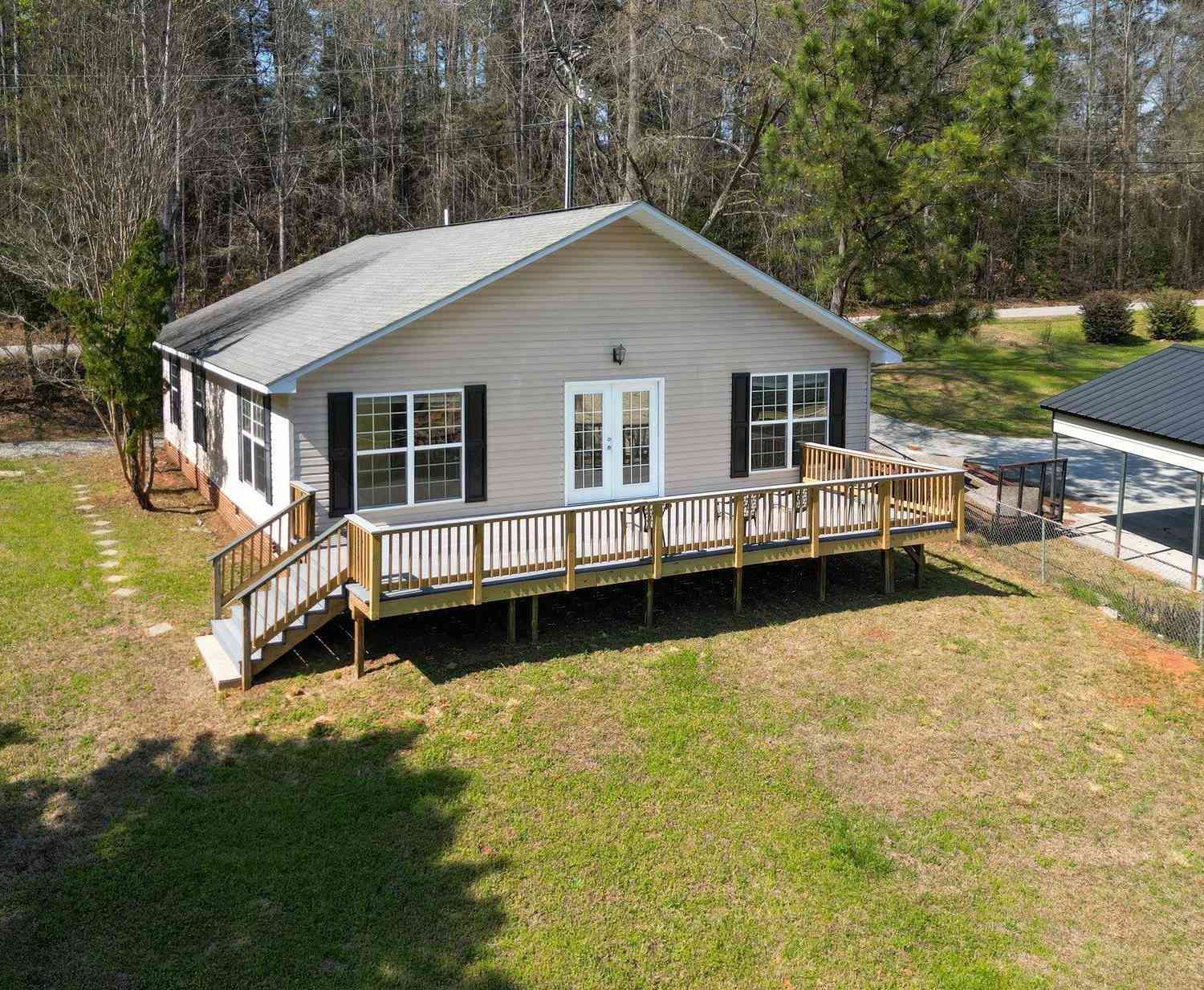 Homes For Sale - 1028 Pinelake<br/> Anderson, SC 29689
