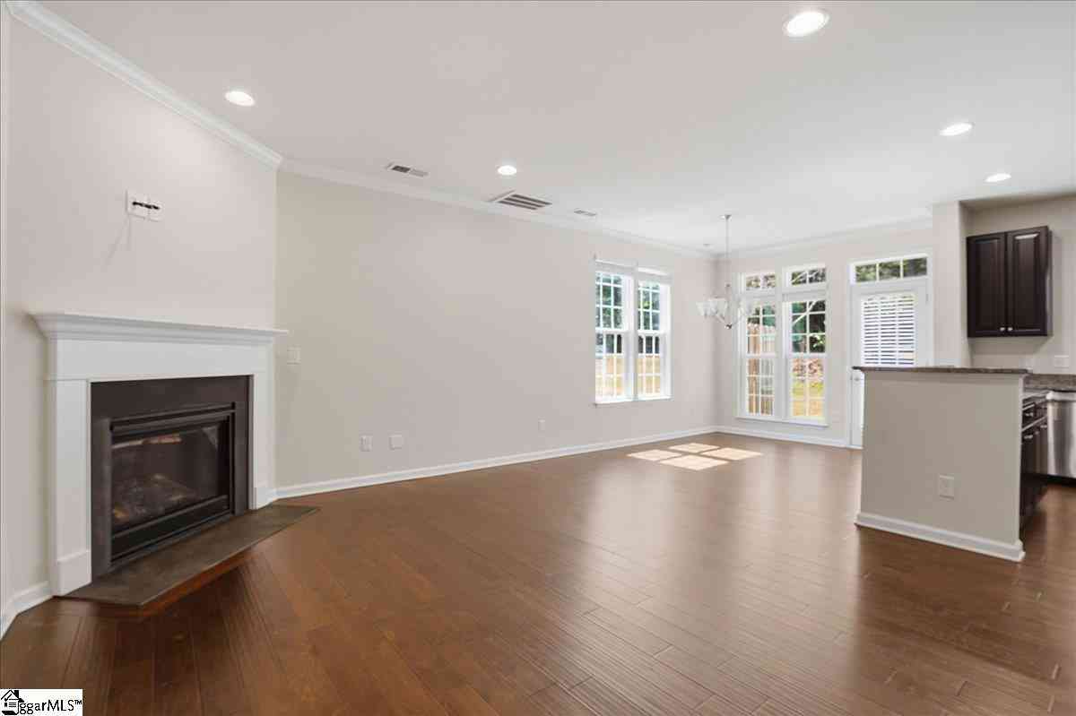 Townhouse For Sale - 119 Emerywood<br/> Greenville, SC 29607