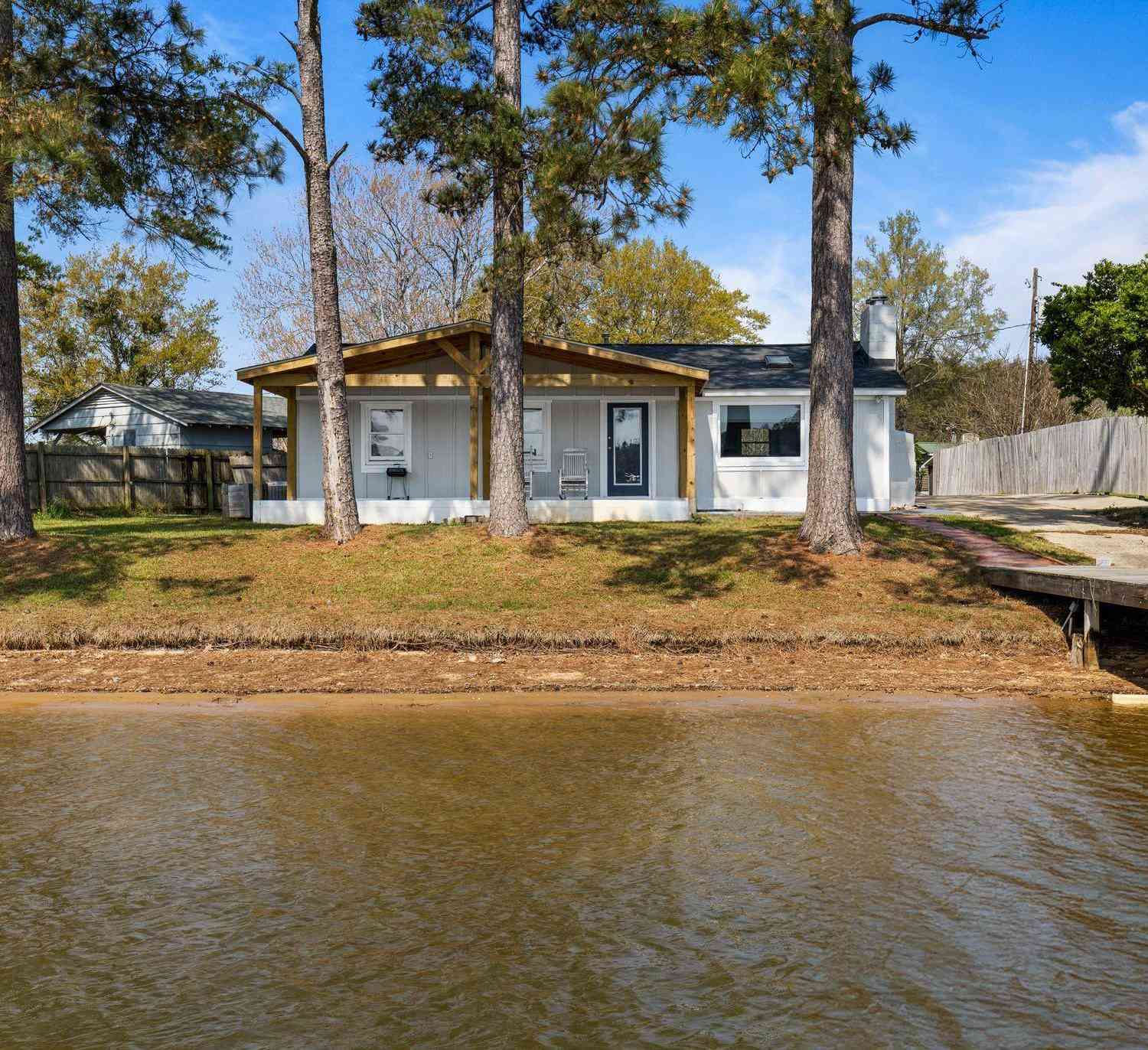 Homes For Sale - 414 Shrine Club<br/> Greenwood, SC 29649