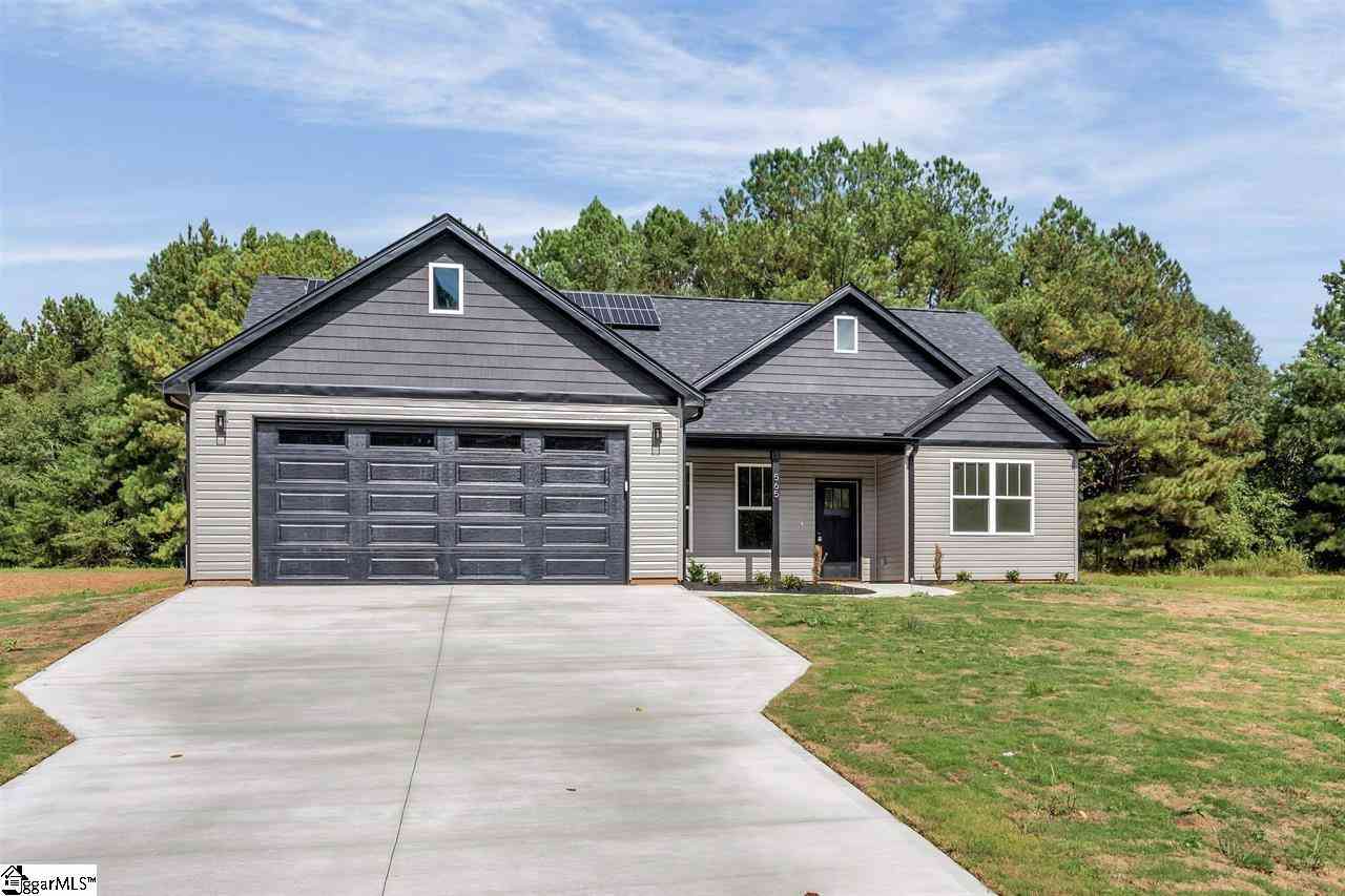 Homes For Sale - 565 Bill Lattimore<br/> Chesnee, SC 29323