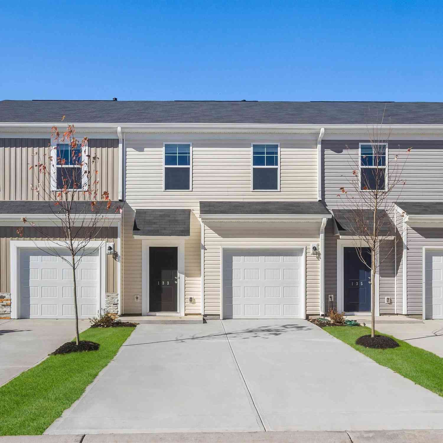 Townhouse For Sale - 179 Randwick<br/> Greer, SC 29651