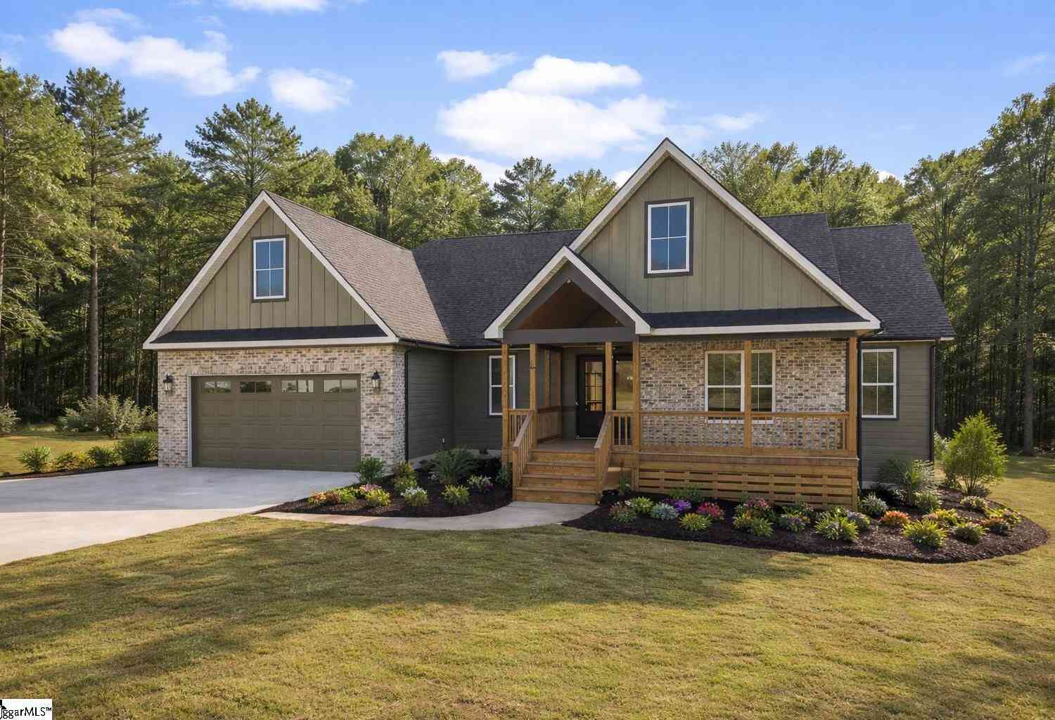 Homes For Sale - 00 Valley<br/> Travelers Rest, SC 29690